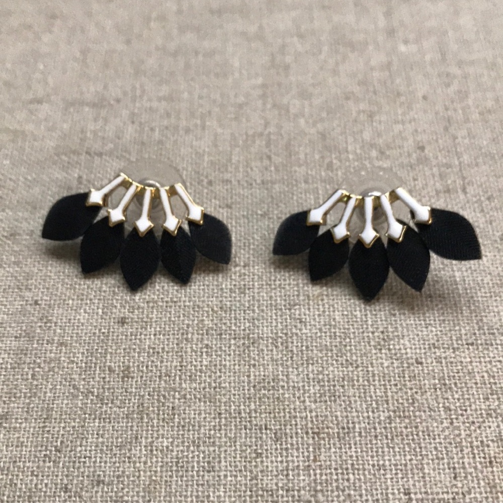 Stella and Dot feather studs